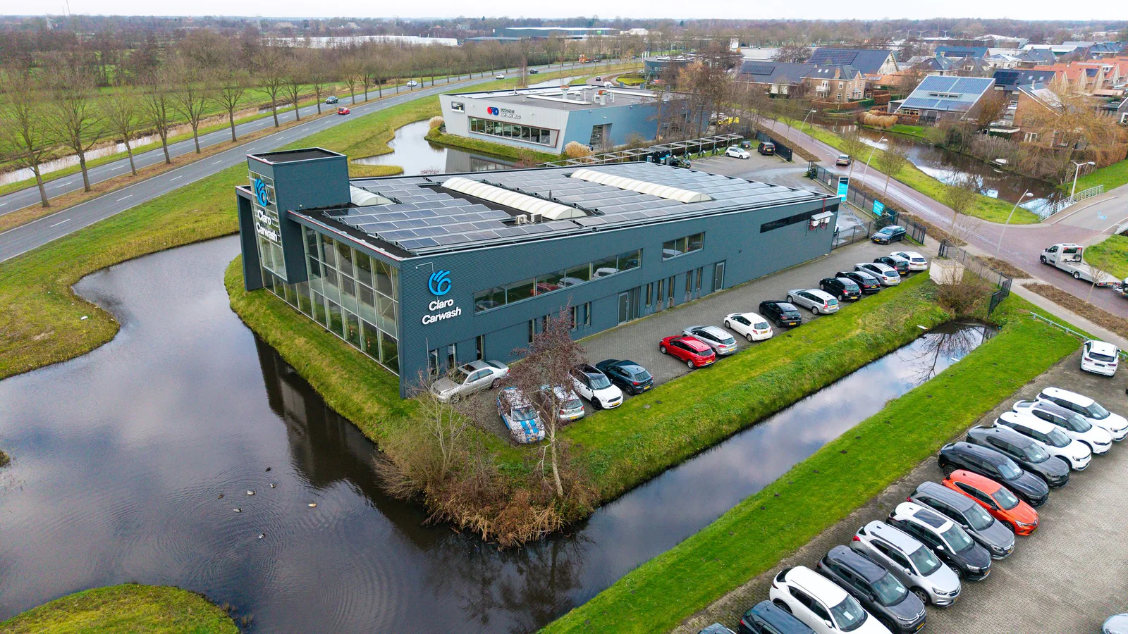 Claro Carwash Drachten, wasstraat en wasbox in Drachten