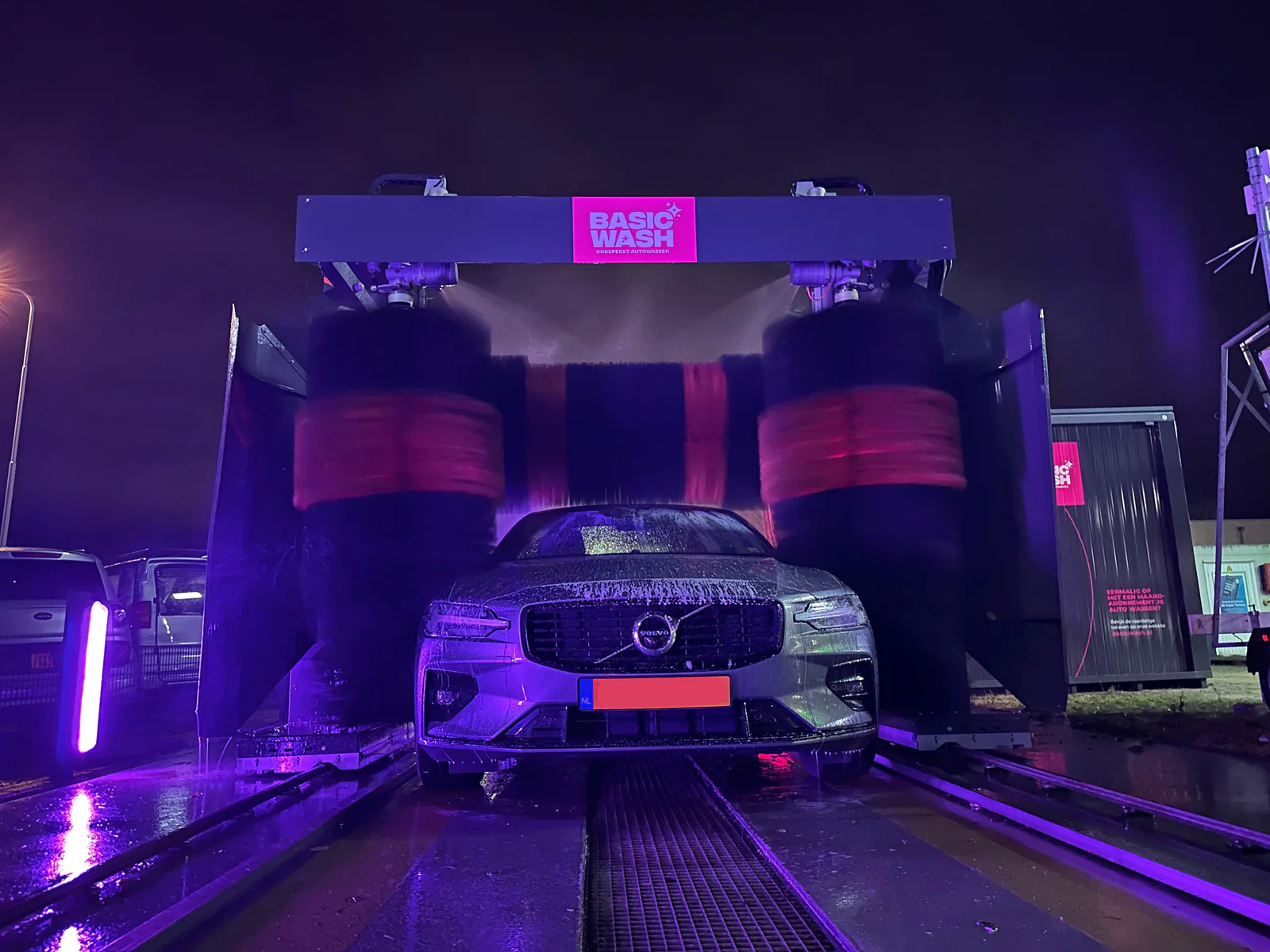 Basic Wash Express Dodewaard, wasstraat in Dodewaard