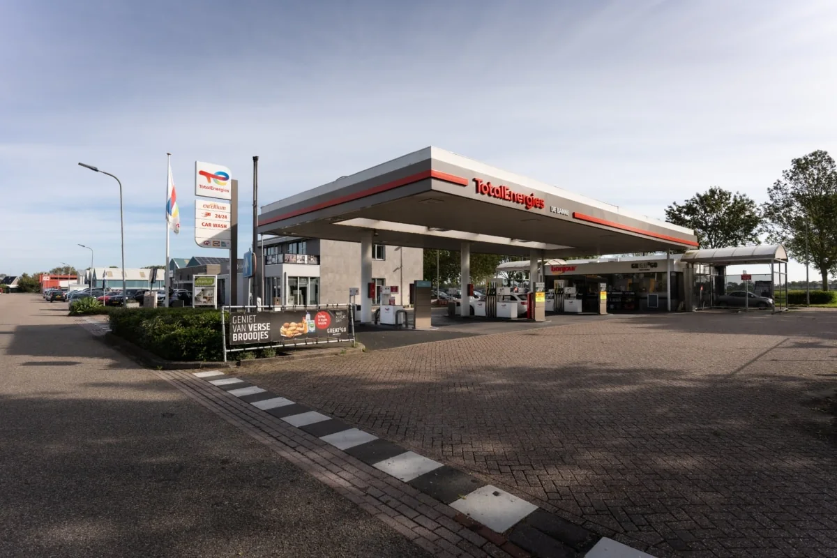 TotalEnergies De Banne, wasstraat en wasbox in Dirkshorn