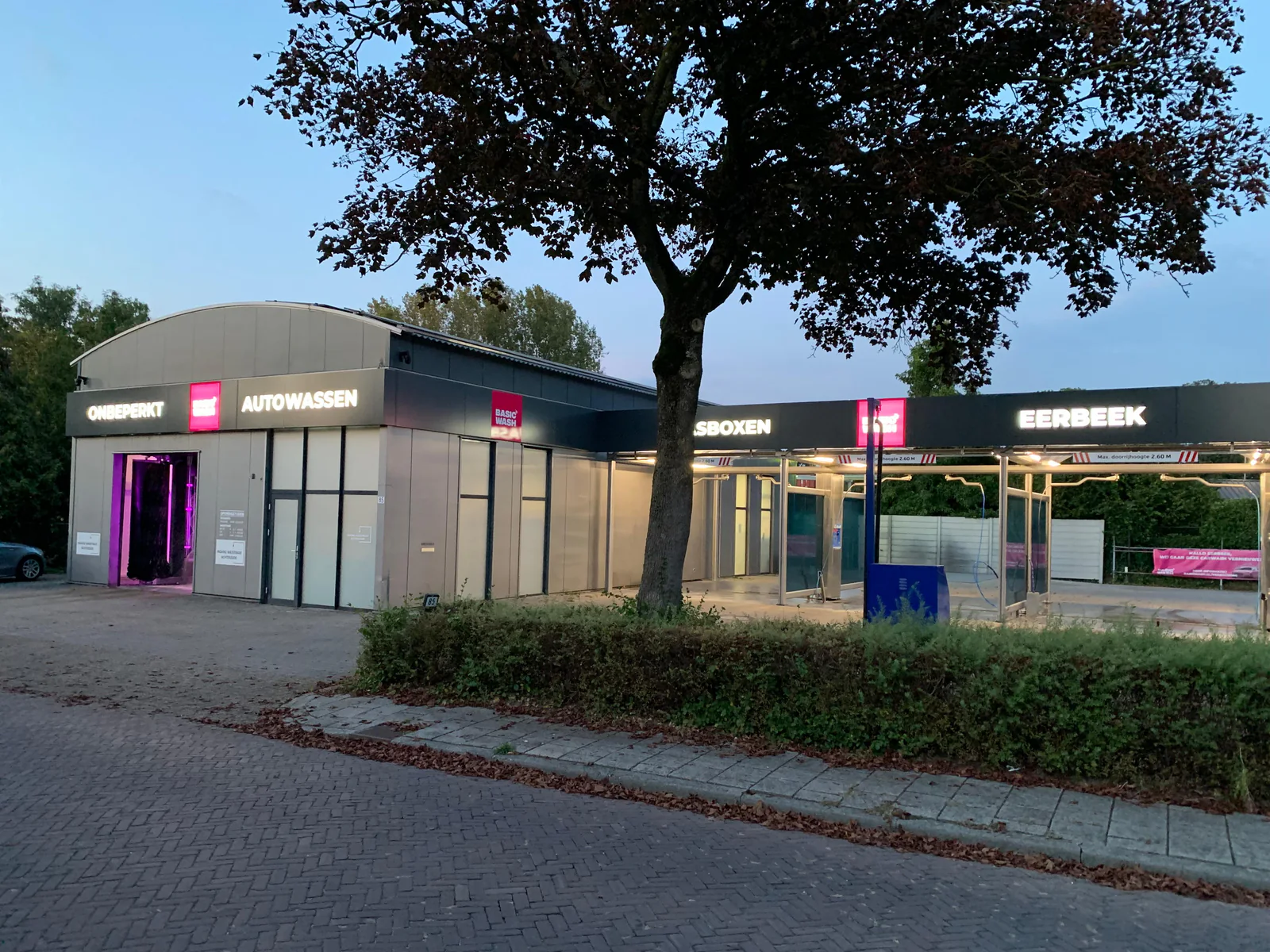 Basic Wash Eerbeek, wasstraat en wasbox in Eerbeek