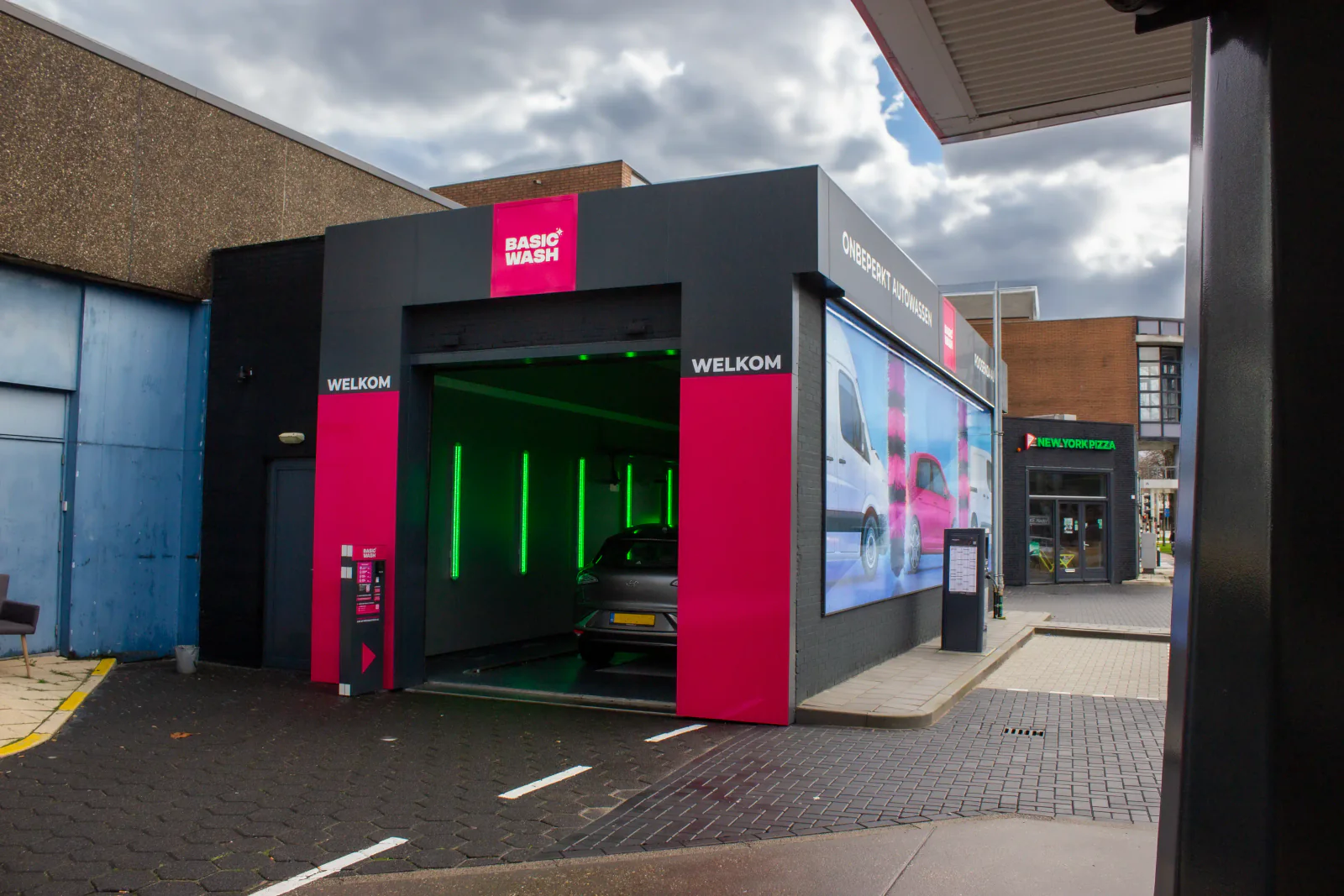 Basic Wash Roosendaal, wasstraat in Roosendaal
