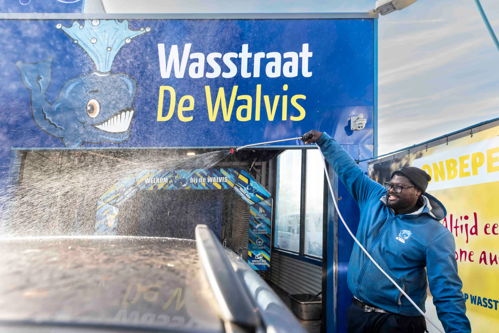 Wasstraat De Walvis Dordrecht Weeskinderendijk, wasstraat in Dordrecht