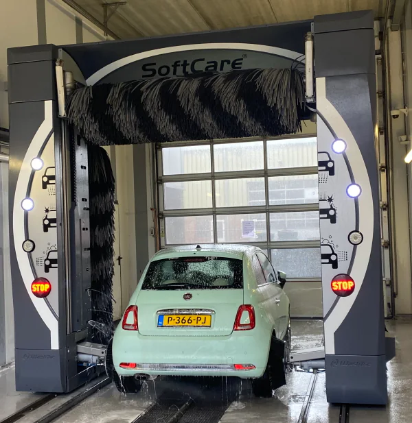 Tweede aanzicht van de wasinstallatie – Profile Houten wasstraat, Houten