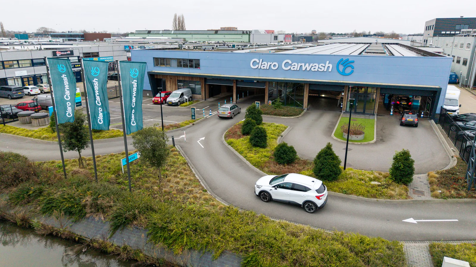 Claro Carwash Leiderdorp, wasstraat in Leiderdorp