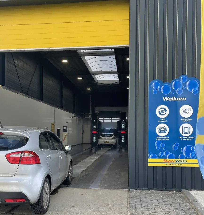 SuperWash Zeewolde, wasstraat in Zeewolde