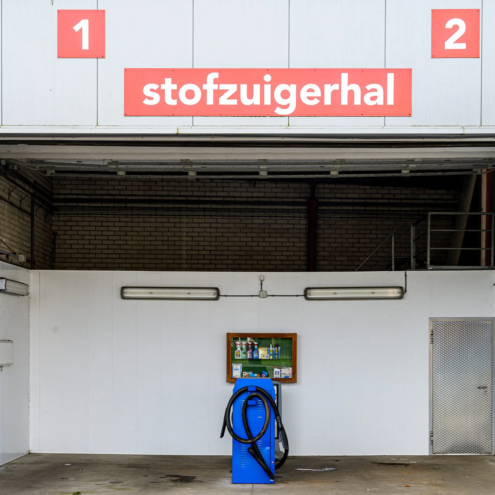 Overdekte stofzuigerplaatsen bij Croonen – Croonen Carwash Afferden, Afferden