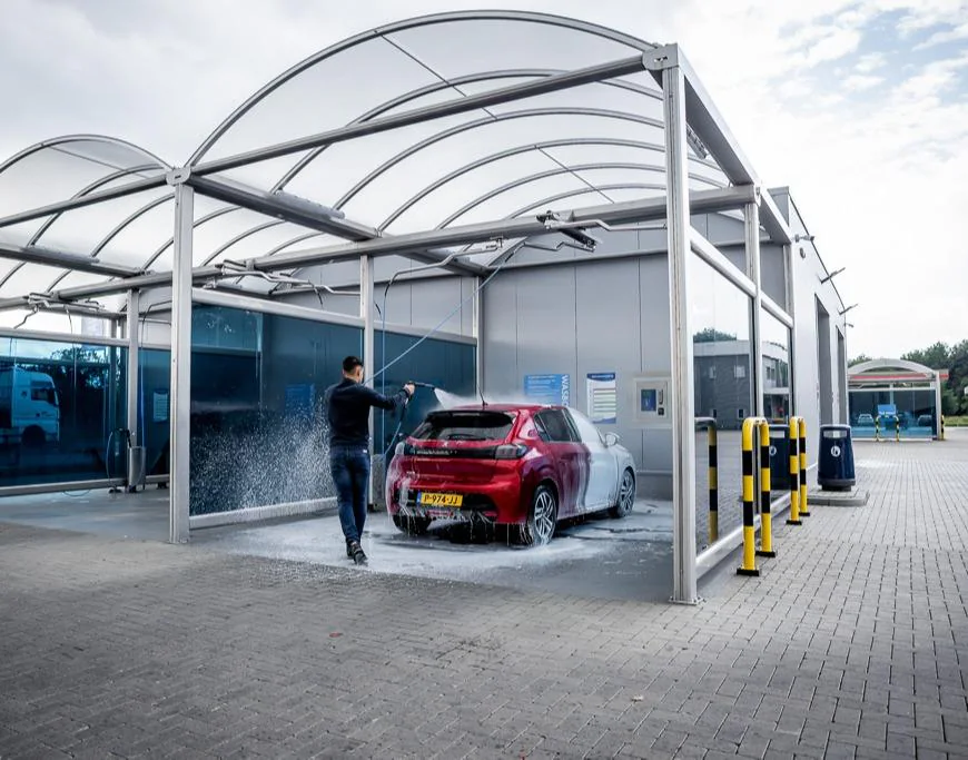 Overdekte automatische wasplaatsen bij Garage Schel – Wasplein Garage Schel, Angerlo