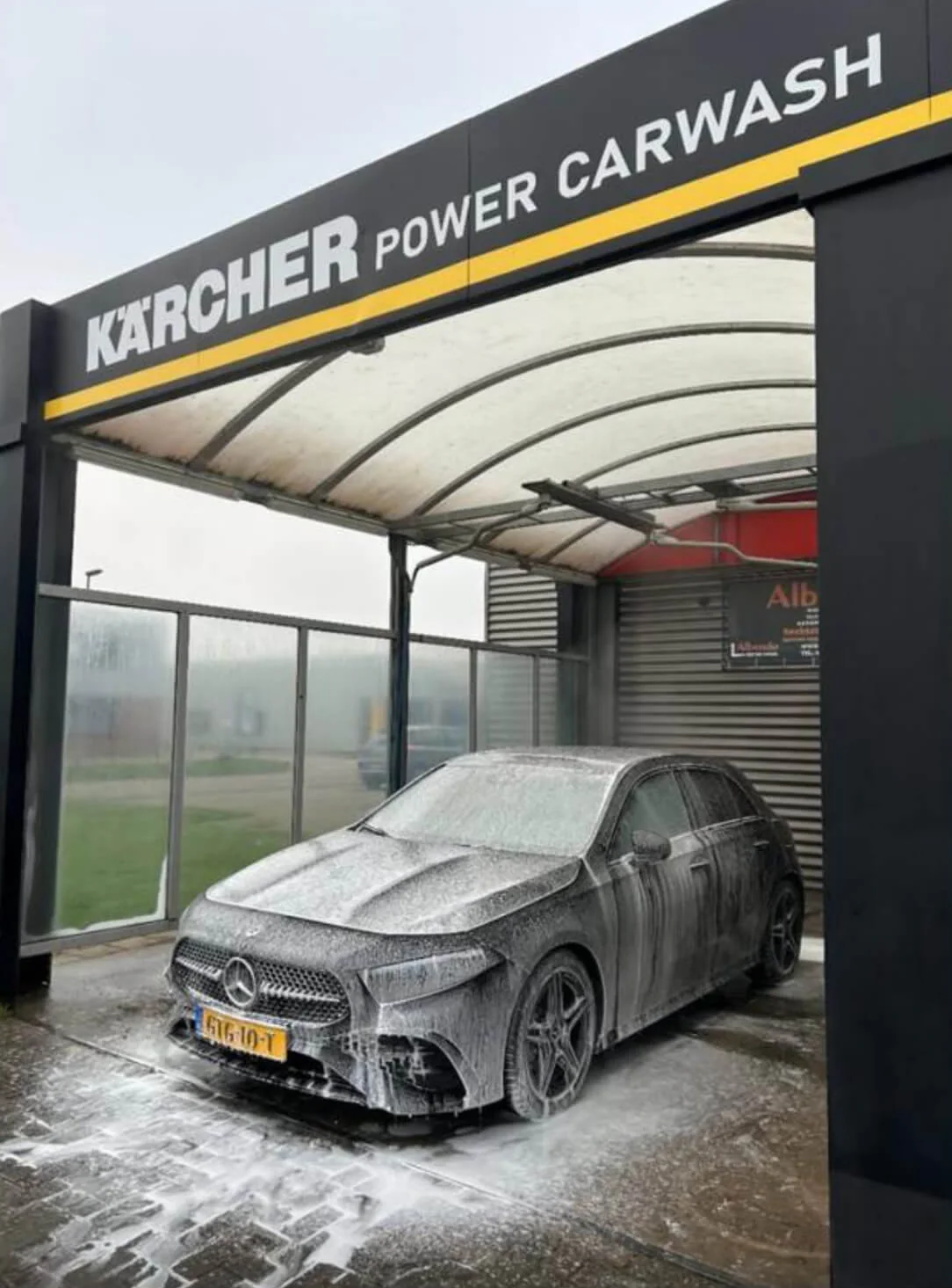 Kärcher Power CarWash Lelystad by Sato, wasbox in Lelystad