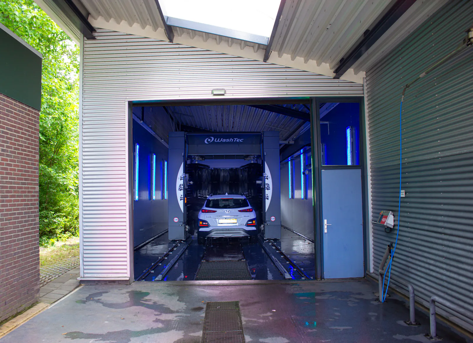 Powered by Basic Wash Voorburg, wasstraat in Voorburg