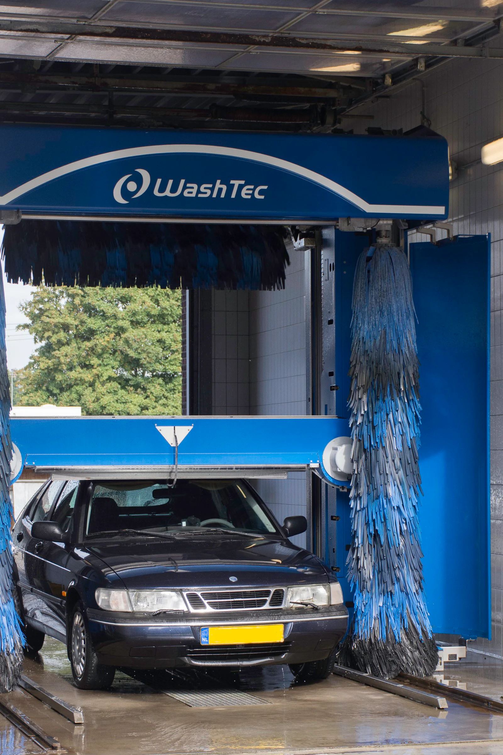 Carwash Deventer, wasstraat en wasbox in Colmschate