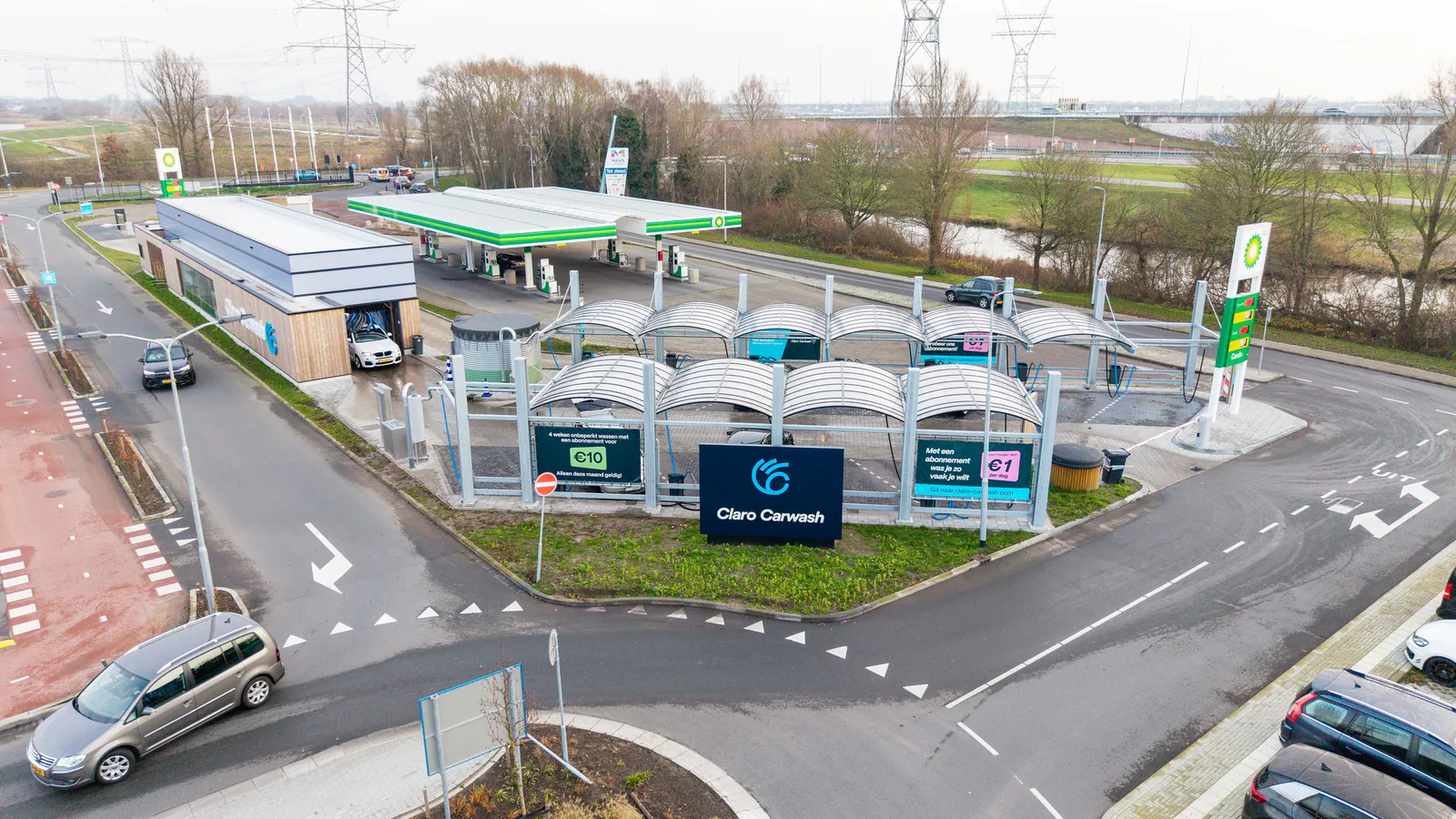 Claro Carwash Muiden, wasstraat in Muiden