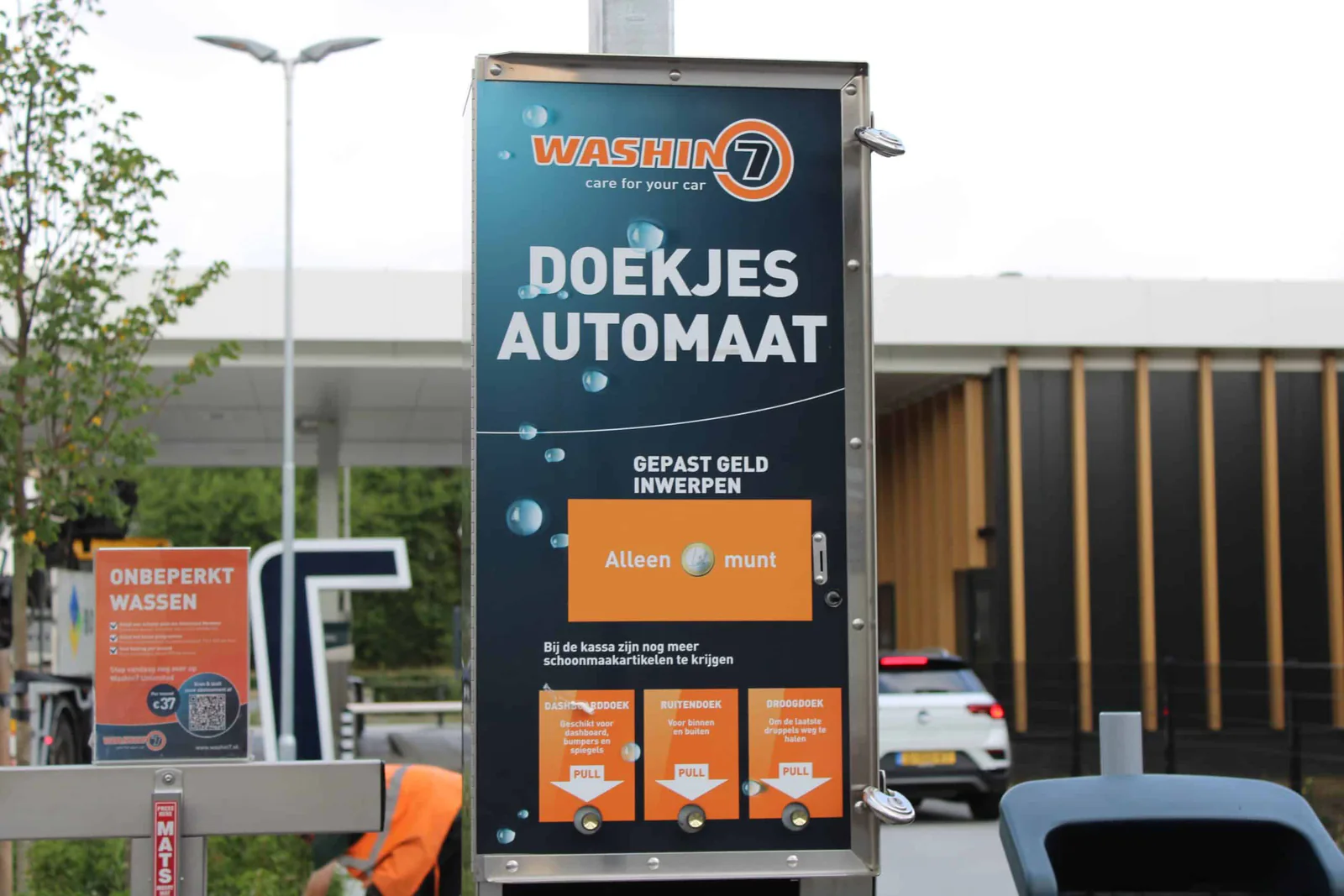 Doekjesautomaat bij Washin7 Tegelen