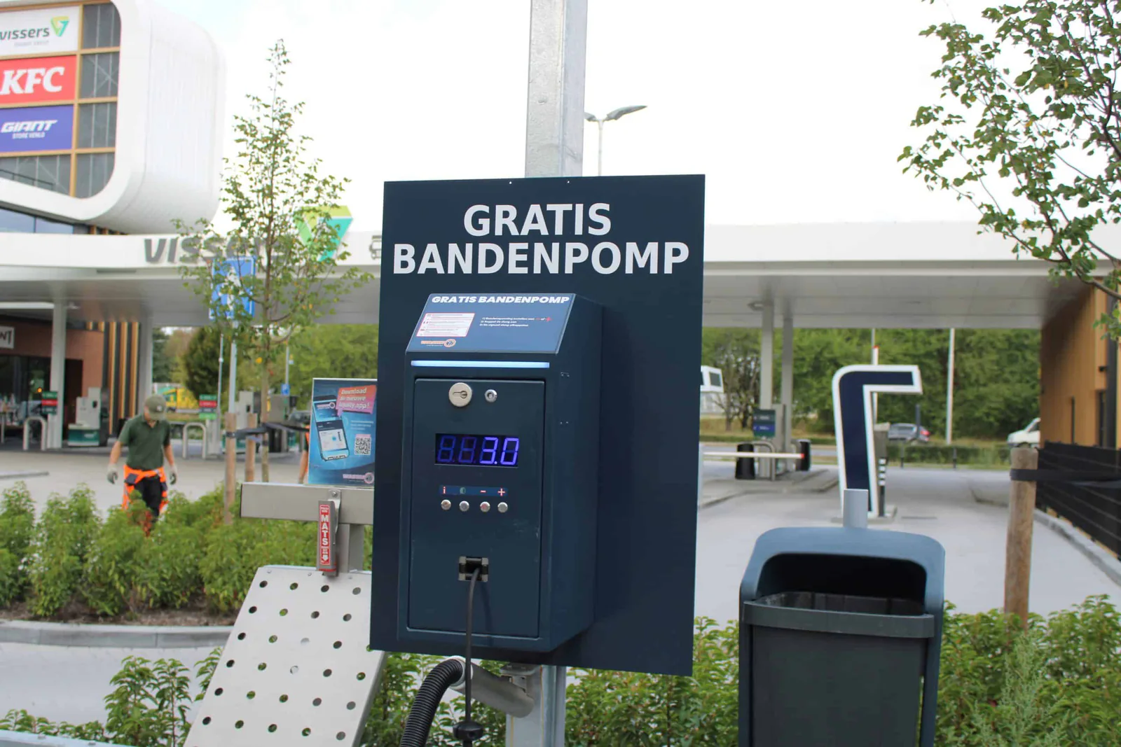 Bandenpomp bij Washin7 Tegelen