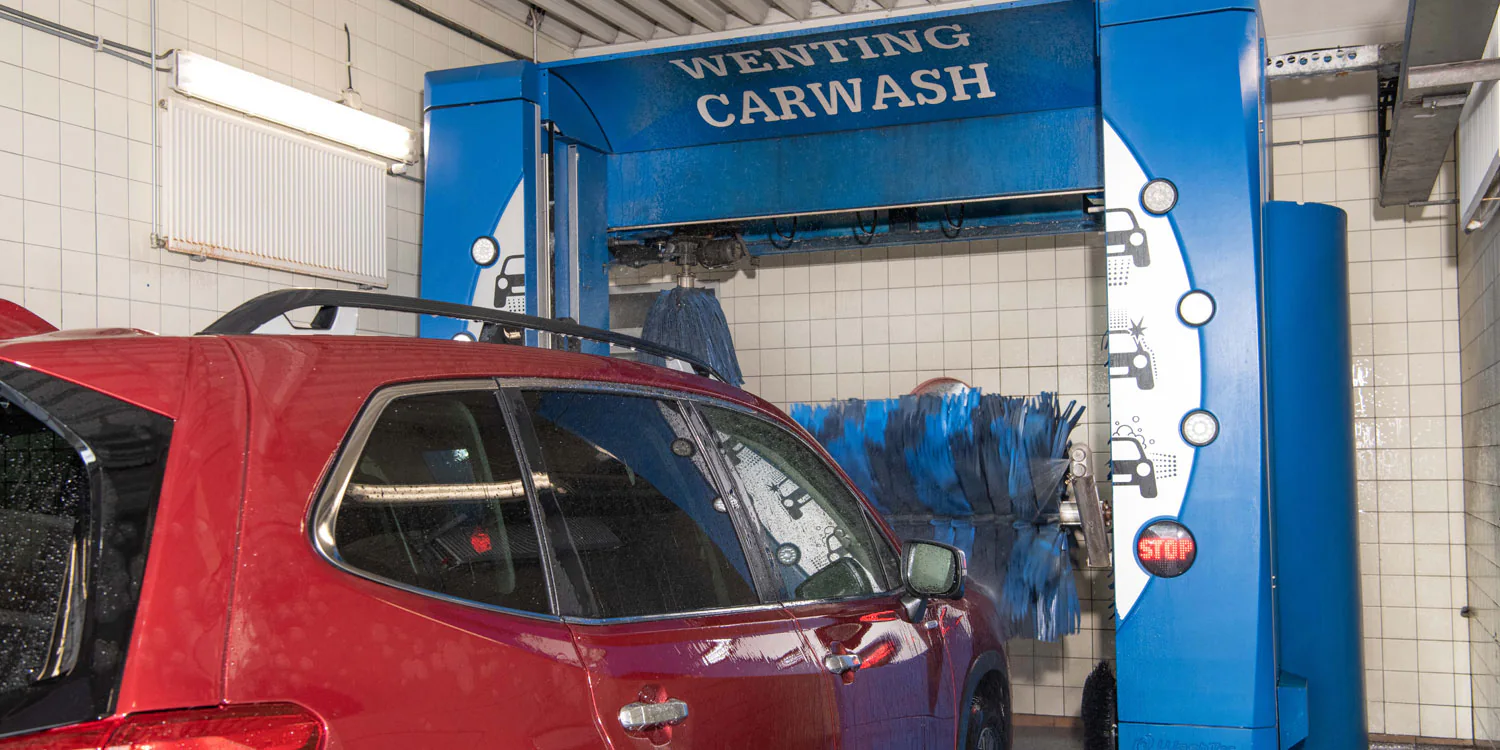 Wenting Carwash met blauwe wasinstallatie – Wasstraat Theo Wenting, Doetinchem