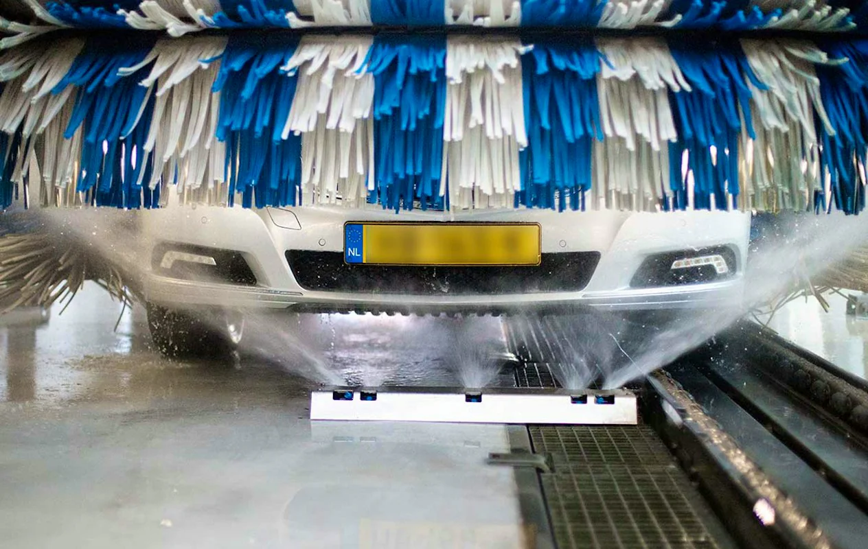 Go Carwash, wasstraat in Veghel