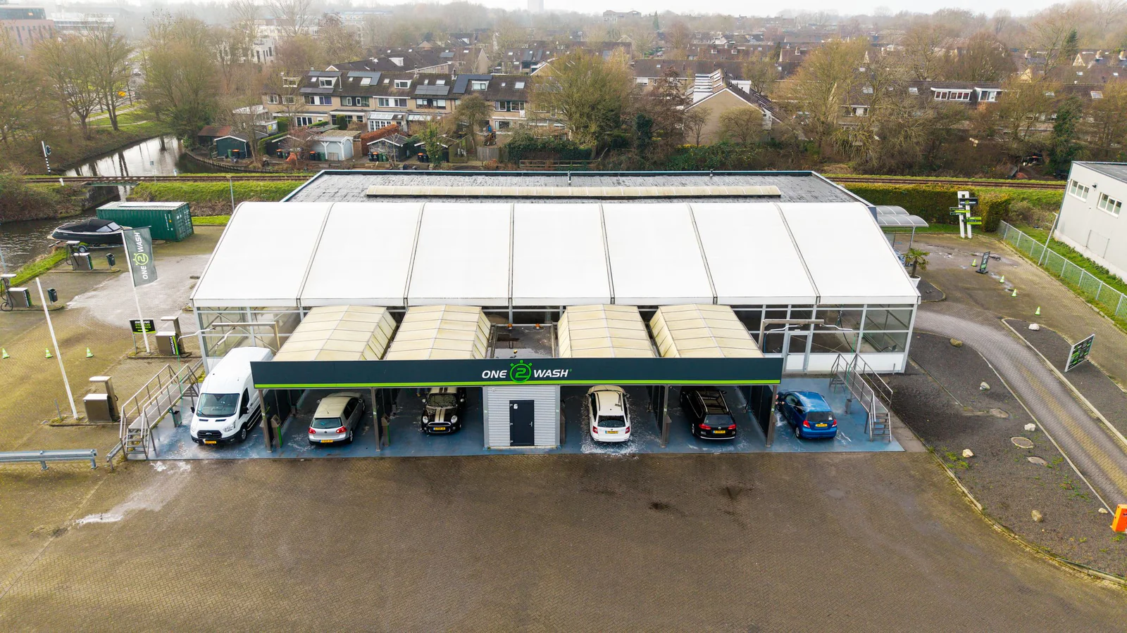 Voorzijde van One2Wash Hoorn met wasboxen