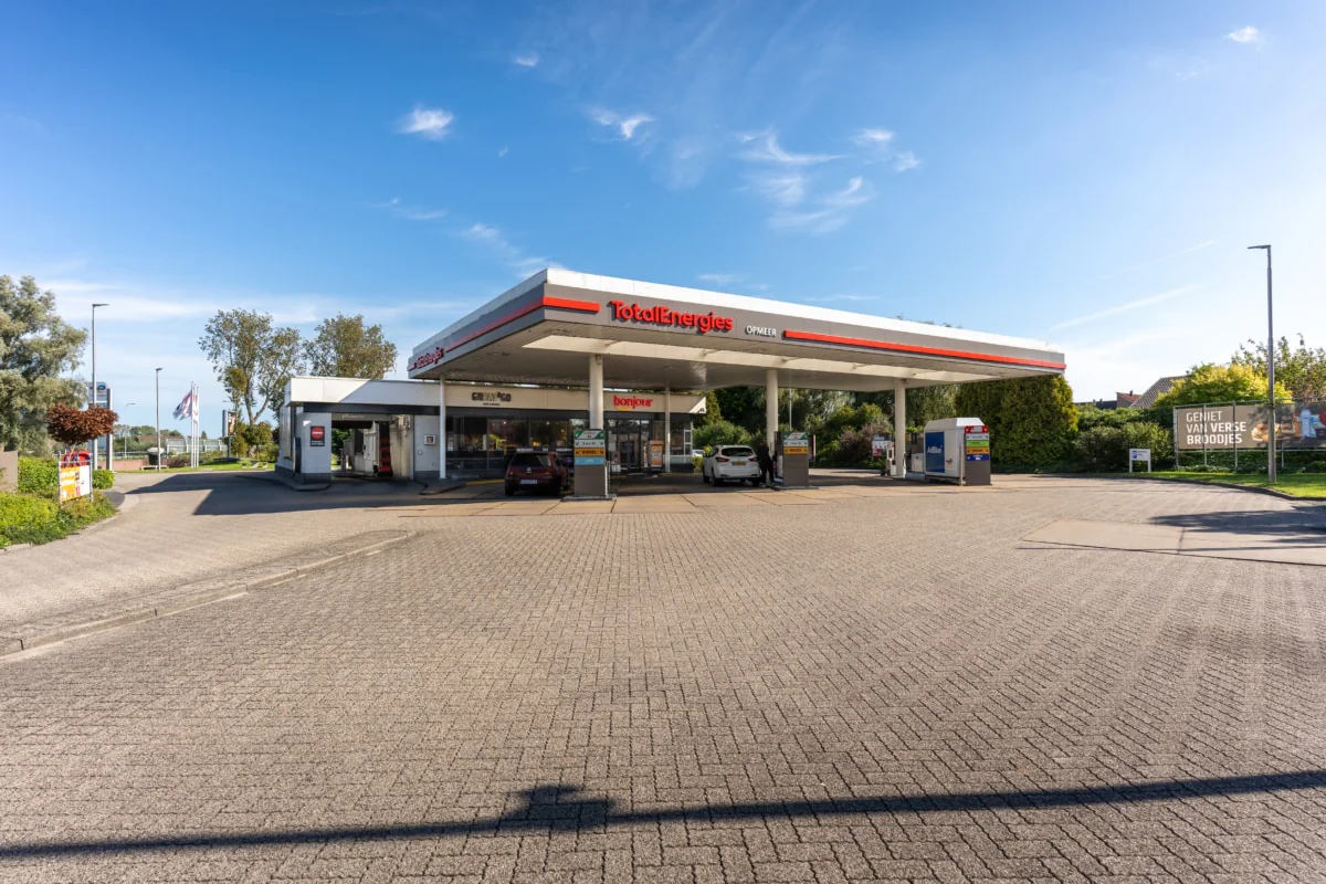 TotalEnergies Opmeer, wasstraat en wasbox in Opmeer