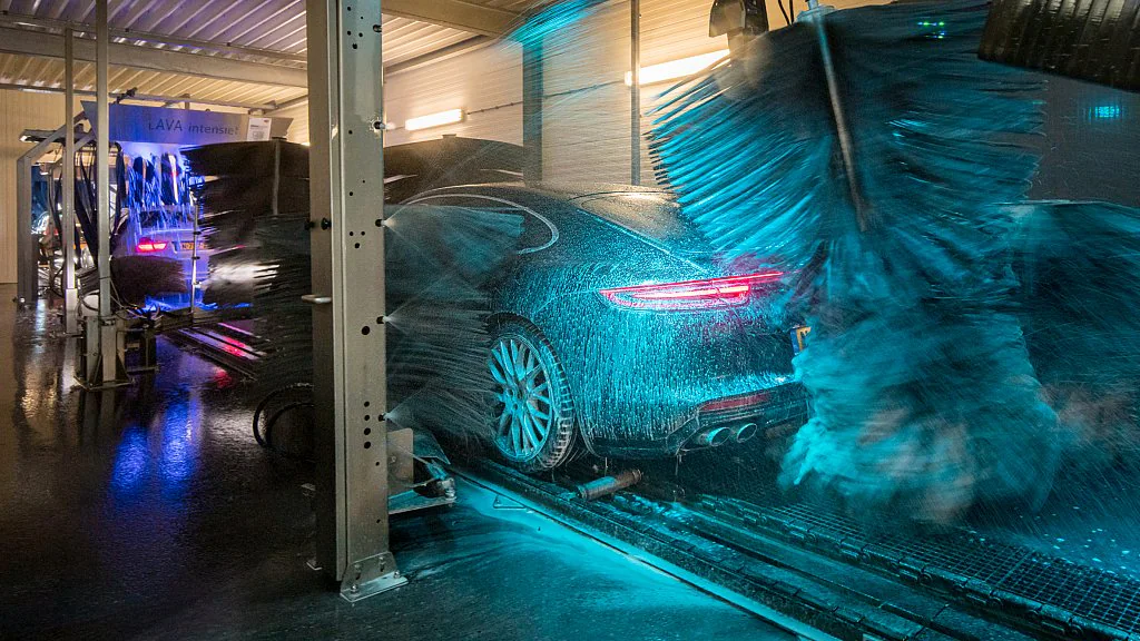 Binnenzijde van de wasstraat in Druten – Carwash Druten, Druten